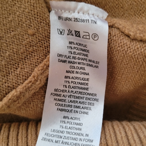 French Connection Tan Turtleneck / Stretchy / Size Medium - Picture 6 of 6